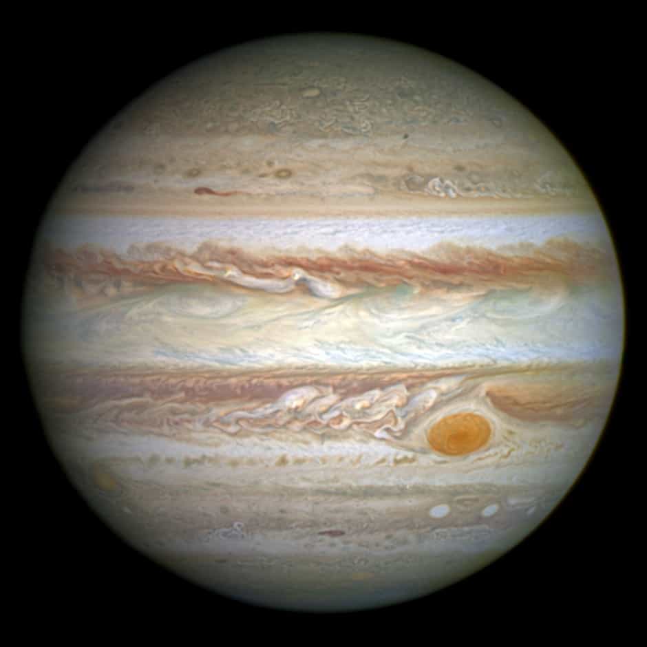 Turbulent eddies in the atmosphere - Jupiter's too!